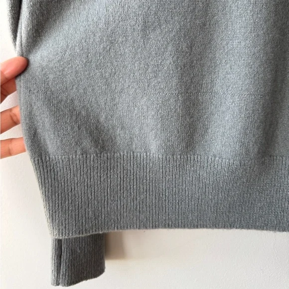 Quince 100% Mongolian Cashmere Crewneck Sweater - Dusty Blue - Size M - Picture 15 of 16